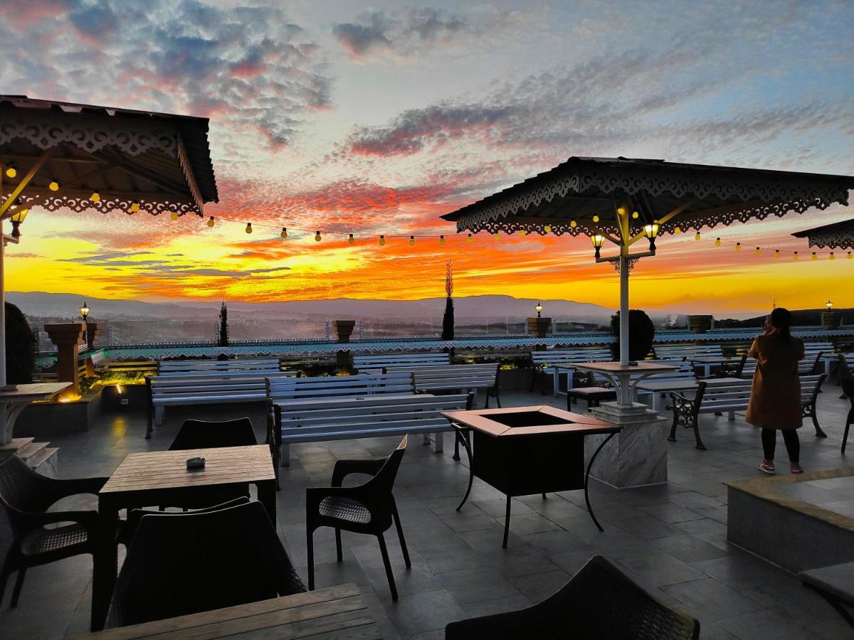 Hotel Acropolis Šillong Exteriér fotografie